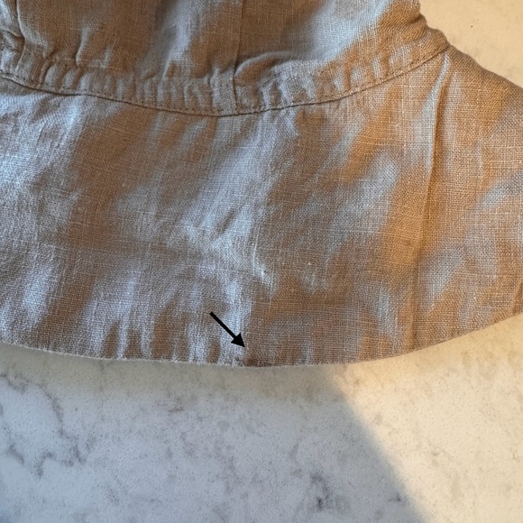 Toddler linen sun hats. Briar (tan) 12-24m, H&M (rose) 18m-2T - Picture 4 of 7